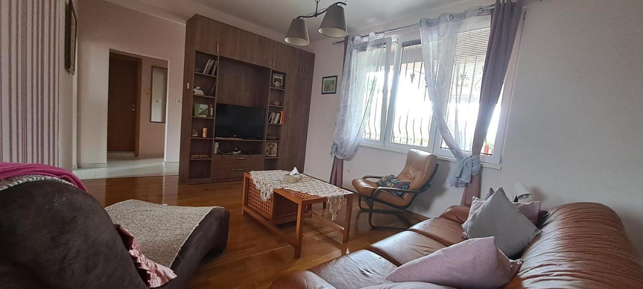 Green Villa Rodna Скопье Экстерьер фото
