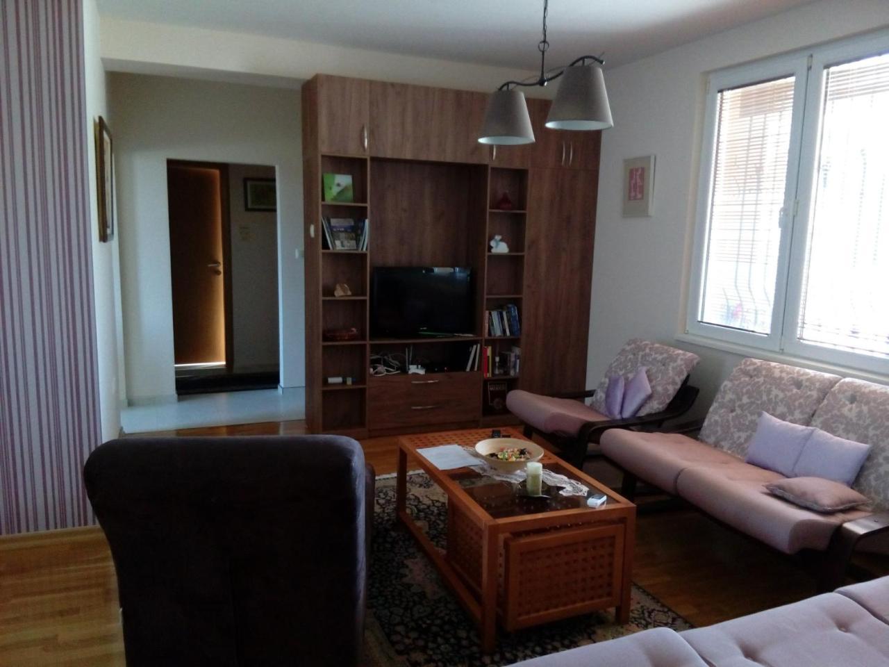 Green Villa Rodna Скопье Экстерьер фото